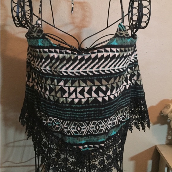 Top - Picture 2 of 4